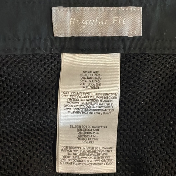 Columbia Black PFG Regular Fit Shorts Size 38 - Picture 15 of 16